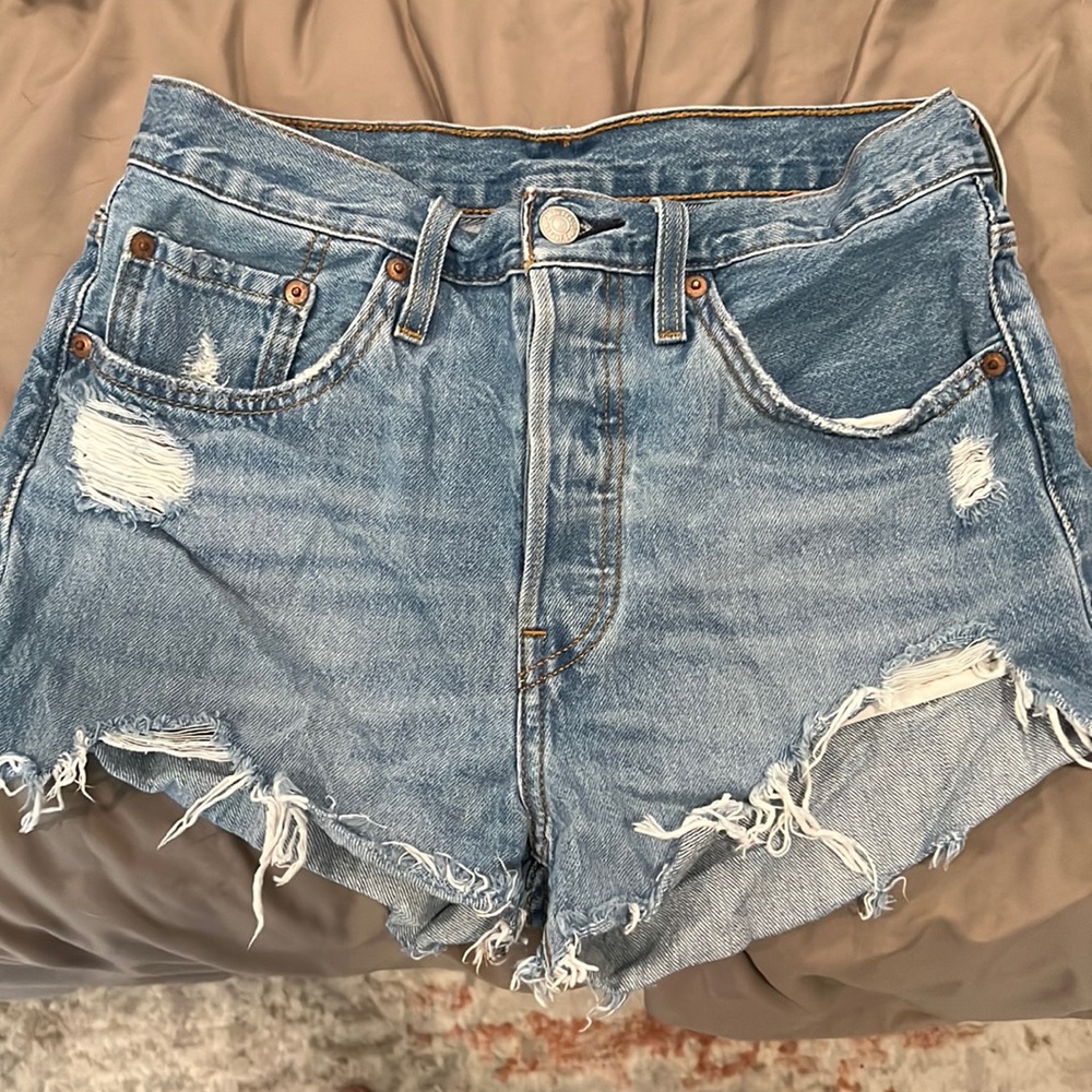 Levi’s shorts